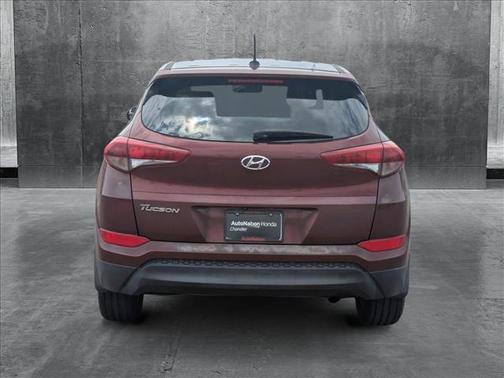 2016 Hyundai TUCSON SE