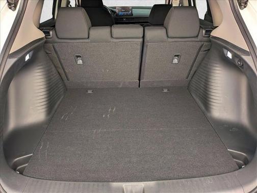 Platinum White Pearl 2026 Honda HR-V LX
