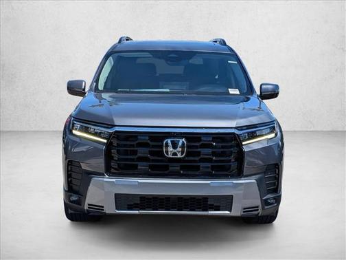 Modern Steel Metallic 2026 Honda Pilot Touring 8-Passenger