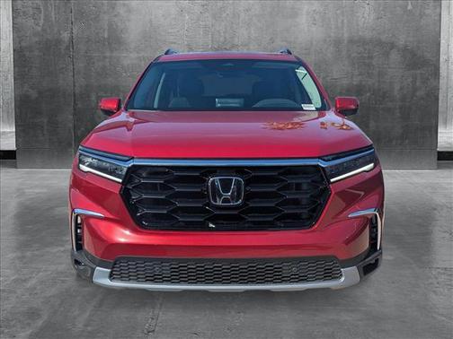 2025 Honda Pilot Touring 8-Passenger