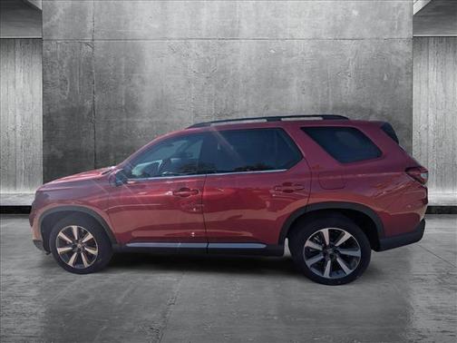 2025 Honda Pilot Touring 8-Passenger