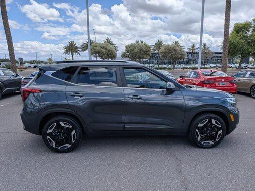Gravity Gray 2025 Kia Seltos SX Turbo