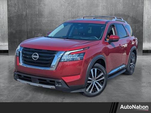 2023 Nissan Pathfinder Platinum FWD