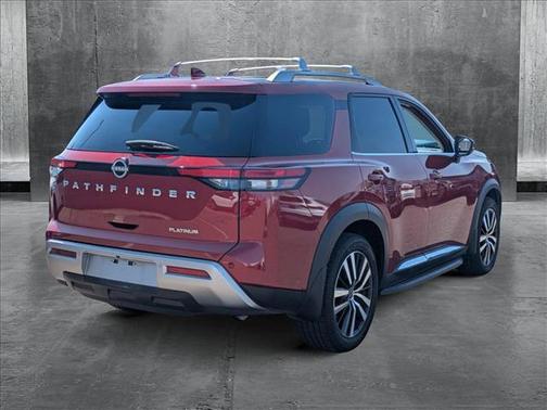 2023 Nissan Pathfinder Platinum FWD