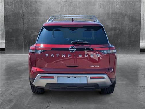 2023 Nissan Pathfinder Platinum FWD