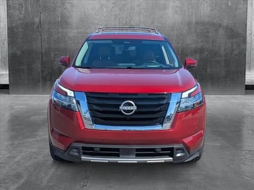 2023 Nissan Pathfinder Platinum FWD