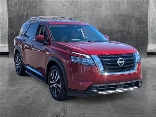 2023 Nissan Pathfinder Platinum FWD