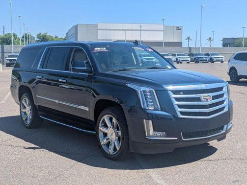 2020 Cadillac Escalade ESV Luxury