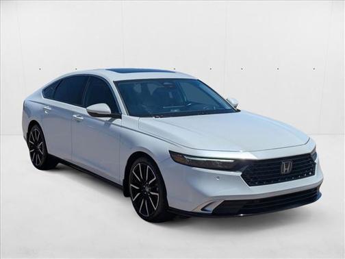 2023 Honda Accord Hybrid Touring