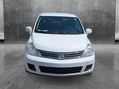 2011 Nissan Versa 1.8 S