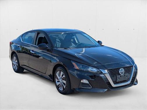 2022 Nissan Altima S FWD