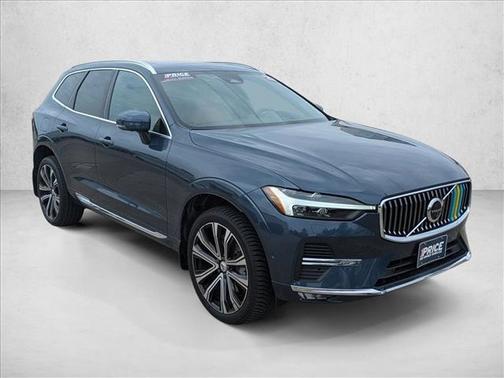 2023 Volvo XC60 B5 Ultimate Bright Theme