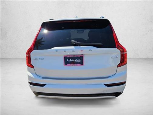 2022 Volvo XC90 Recharge Plug-In Hybrid T8 R-Design 7 Passenger