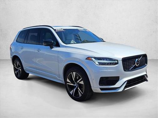 2022 Volvo XC90 Recharge Plug-In Hybrid T8 R-Design 7 Passenger