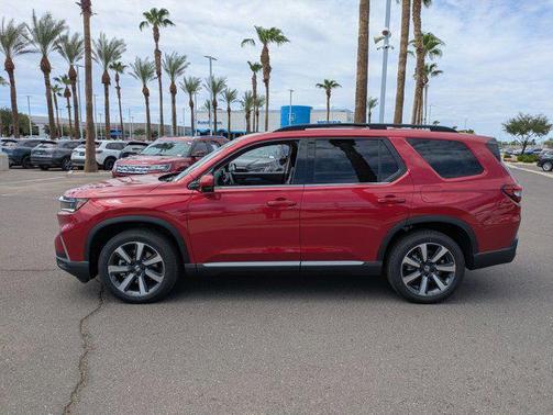 2025 Honda Pilot Touring 8-Passenger