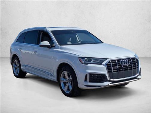 2021 Audi Q7 45 Premium