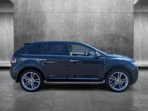 2013 Lincoln MKX Base