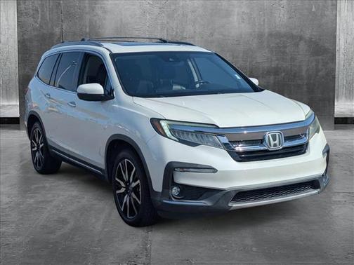 2019 Honda Pilot Touring 8-Passenger