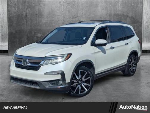 2019 Honda Pilot Touring 8-Passenger