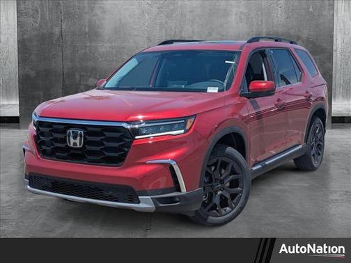 2025 Honda Pilot Touring 8-Passenger