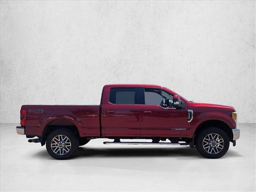Ruby Red Metallic Tinted Clearcoat 2017 Ford F-250 Lariat