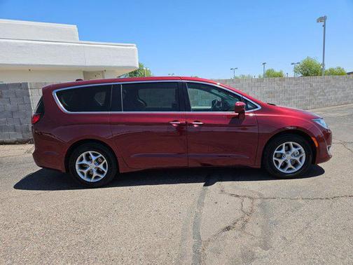 2019 Chrysler Pacifica Touring Plus