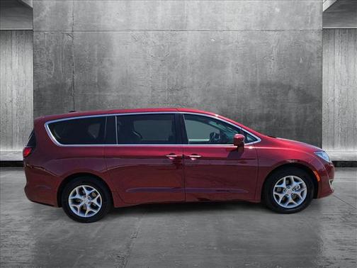2019 Chrysler Pacifica Touring Plus