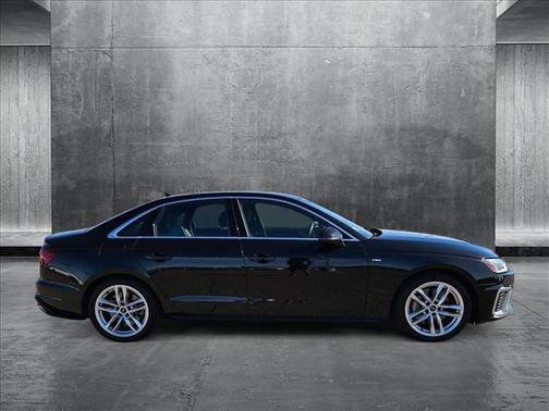 2023 Audi A4 45 S line Premium Plus
