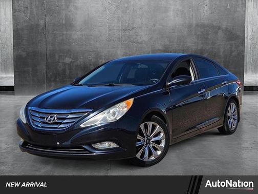 2013 Hyundai SONATA SE