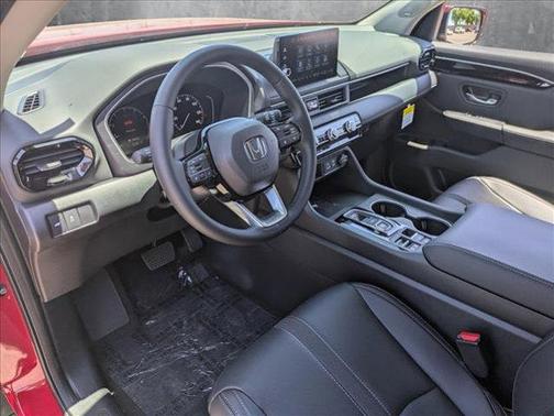 2025 Honda Pilot Touring 8-Passenger
