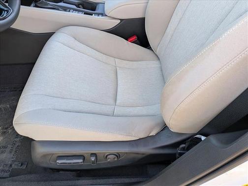 Platinum White Pearl 2026 Honda Accord SE