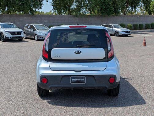 2017 Kia Soul Base