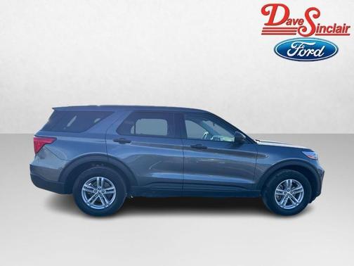 2022 Ford Explorer Base