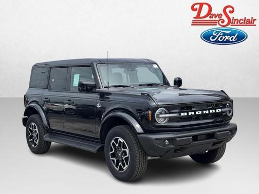 SHADOW BLACK 2026 Ford Bronco Outer Banks