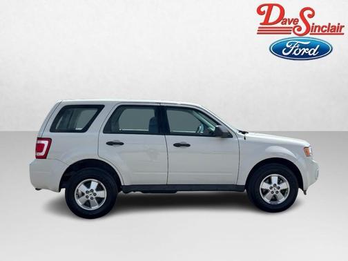 WHITE SUEDE 2011 Ford Escape XLS