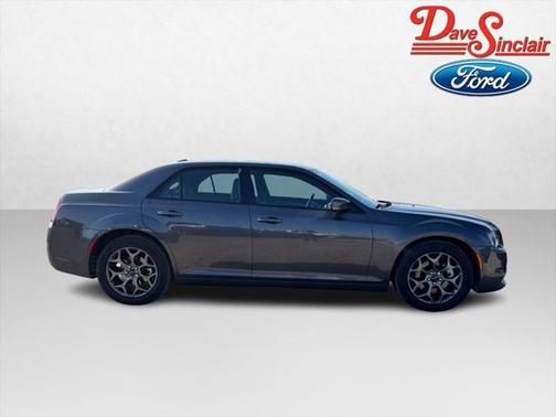 2016 Chrysler 300 S