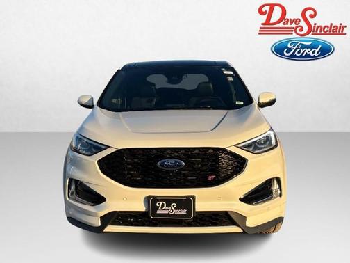 2022 Ford Edge ST