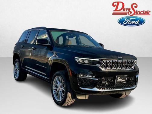 2023 Jeep Grand Cherokee Summit