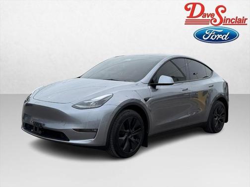 2025 Tesla Model Y Long Range Dual Motor All-Wheel Drive