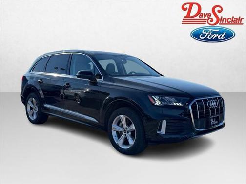 2024 Audi Q7 45 Premium Plus