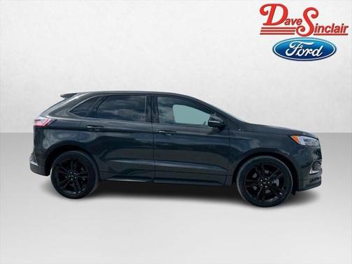 2021 Ford Edge ST