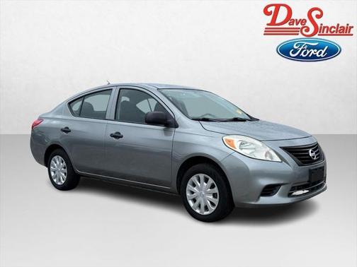 2014 Nissan Versa 1.6 S