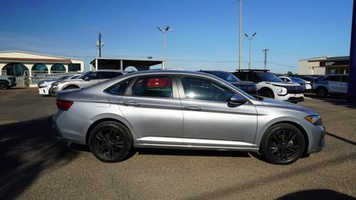 2024 Volkswagen Jetta 1.5T SE