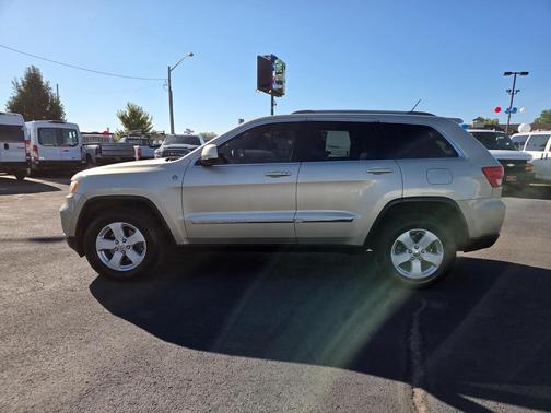 2011 Jeep Grand Cherokee Laredo