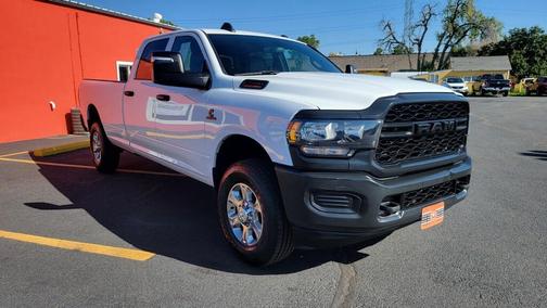 2023 RAM 2500 Tradesman Crew Cab 4x4 8' Box