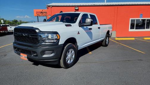 2023 RAM 2500 Tradesman Crew Cab 4x4 8' Box