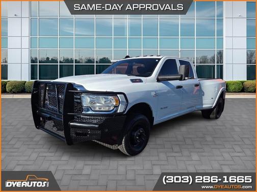 2022 RAM 3500 Tradesman Crew Cab 4x4 8' Box