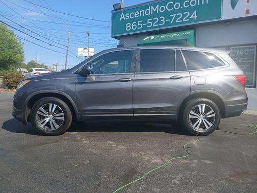 Modern Steel Metallic 2016 Honda Pilot EX-L