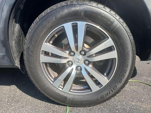 Modern Steel Metallic 2016 Honda Pilot EX-L