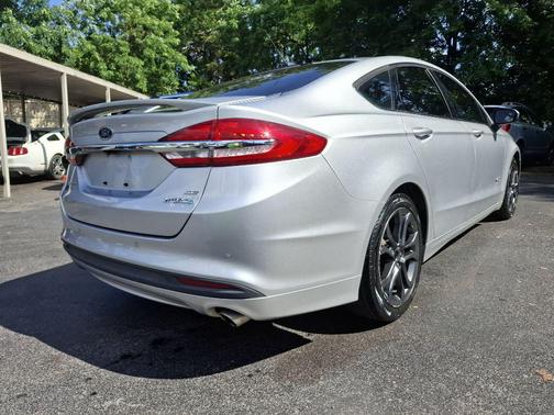Ingot Silver Metallic 2018 Ford Fusion Hybrid SE